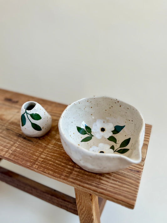 Bol à Matcha fleurs blanches + repose fouet