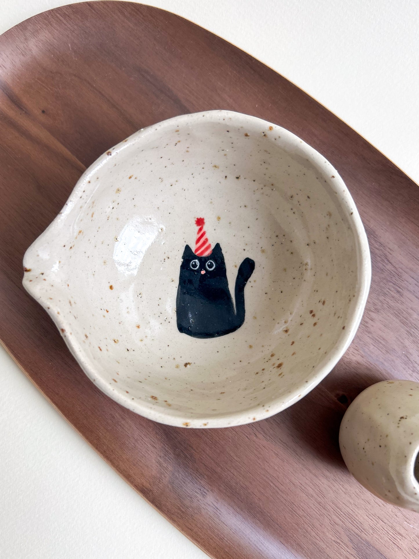 Bol à Matcha-chat + repose fouet