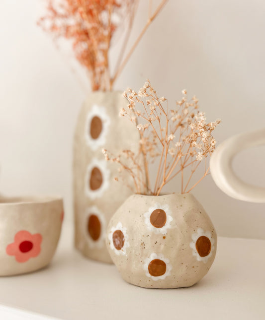 Petit vase fleuri